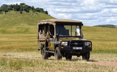 Offene Allradfahrzeuge (Game Viewer) für Masai Mara Pirschfahrten im Masai Mara Triangle