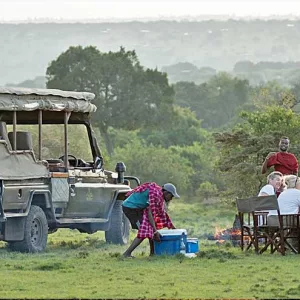 Sundowner at Mara Siria Camp
