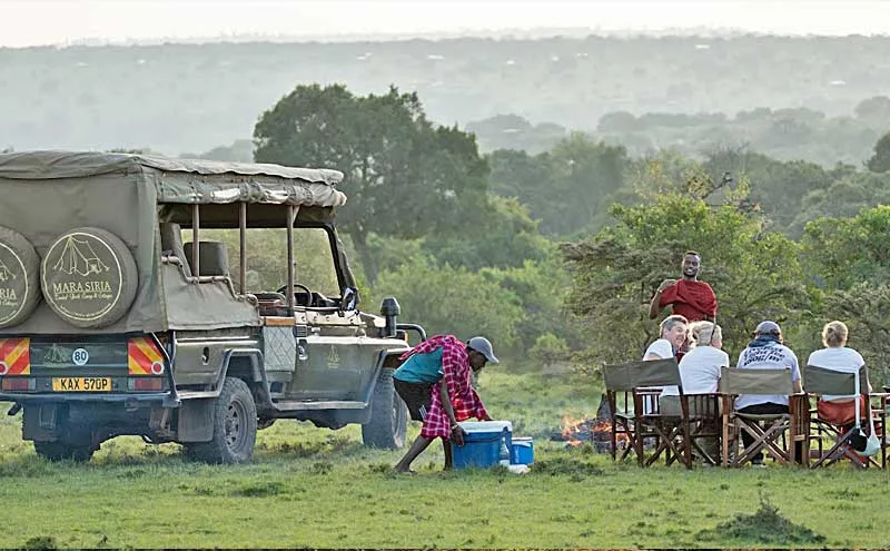 Sundowner at Mara Siria Camp